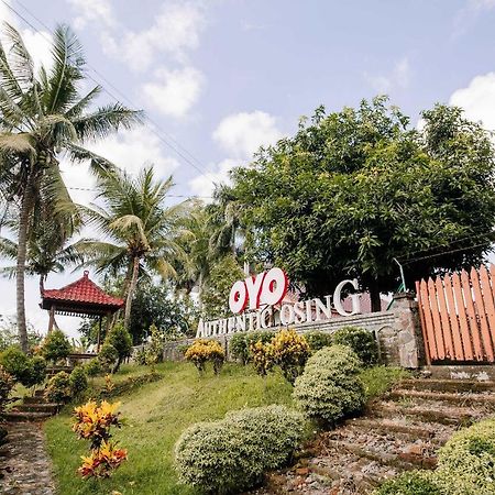 Oyo 986 Authentic Osing Homestay Banyuwangi  Exterior photo