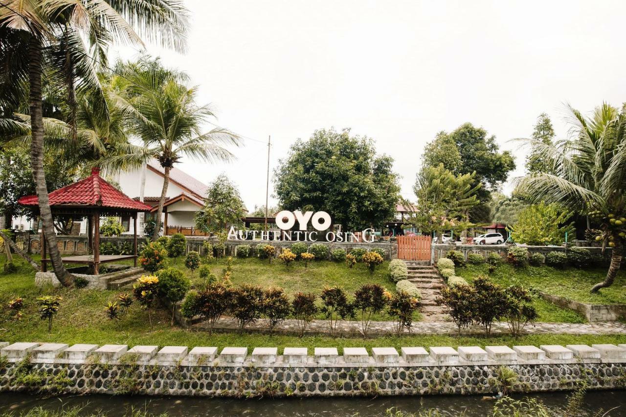 Oyo 986 Authentic Osing Homestay Banyuwangi  Exterior photo